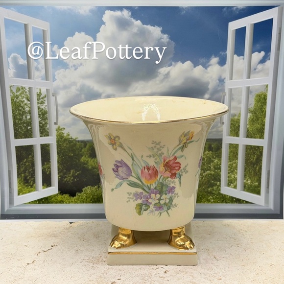 Vintage Footed Floral Cachepot - Gilded Lion Paw Feet Porcelain Planter - Picture 3 of 13